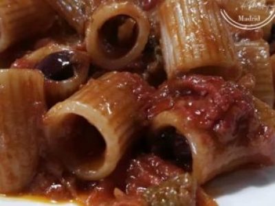 Rigatoni puttanesca